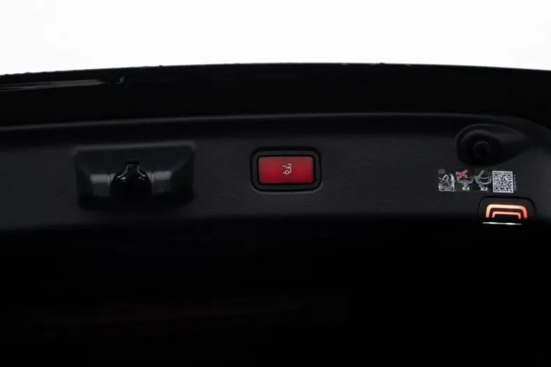 Mercedes-Benz S 350 (Clasa S) din 2025 cu 18.654 km - oferta MER197611 - foto 7