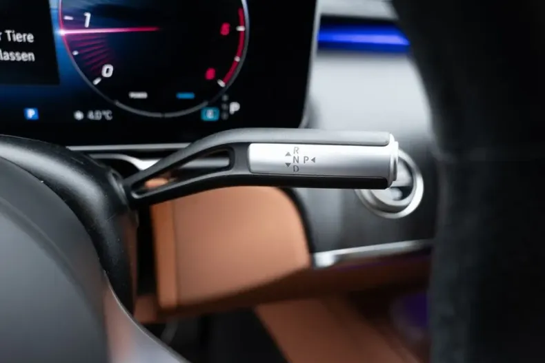 Mercedes-Benz S 350 (Clasa S) din 2025 cu 18.654 km - oferta MER197611 - foto 17