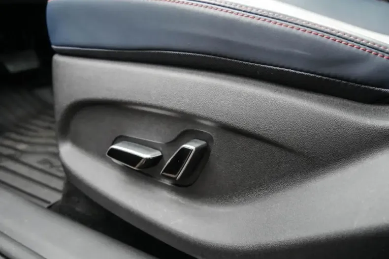 BYD ATTO 3 din 2025 cu 19.900 km - oferta BYD197613 - foto 10