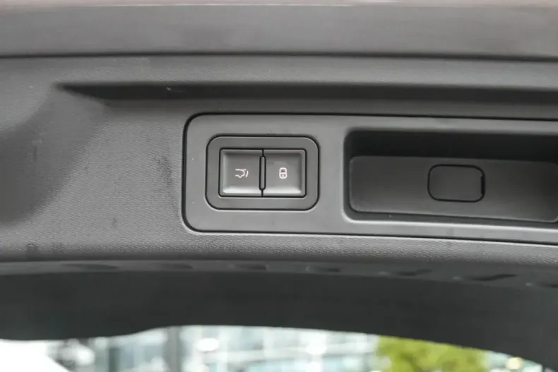 BYD ATTO 3 din 2025 cu 19.900 km - oferta BYD197613 - foto 12