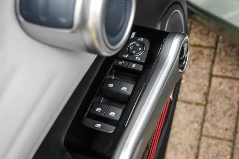 BYD ATTO 3 din 2025 cu 19.990 km - oferta BYD197614 - foto 10