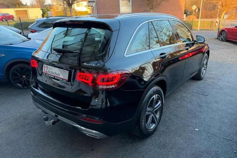 Mercedes-Benz GLC 300 (Clasa GLC) din 2022 cu 75.788 km - oferta MER197616 - foto 4