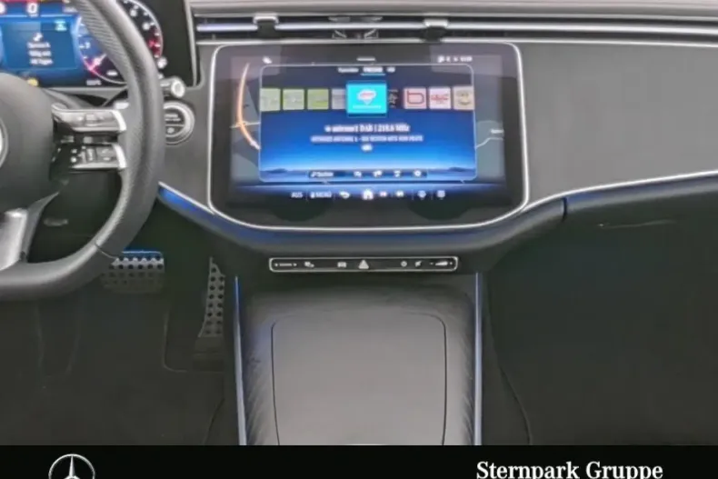 Mercedes-Benz E 200 (Clasa E) din 2024 cu 8.185 km - oferta MER197617 - foto 5