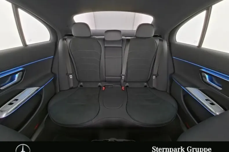 Mercedes-Benz E 200 (Clasa E) din 2024 cu 8.185 km - oferta MER197617 - foto 8