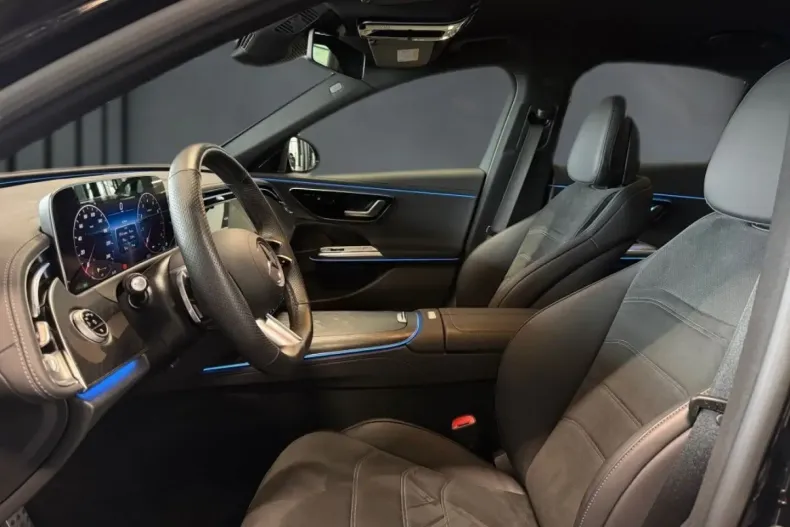 Mercedes-Benz E 200 (Clasa E) din 2024 cu 8.947 km - oferta MER197618 - foto 5