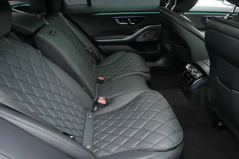 Mercedes-Benz S 450 (Clasa S) din 2024 cu 12.230 km - oferta MER197623 - foto 6