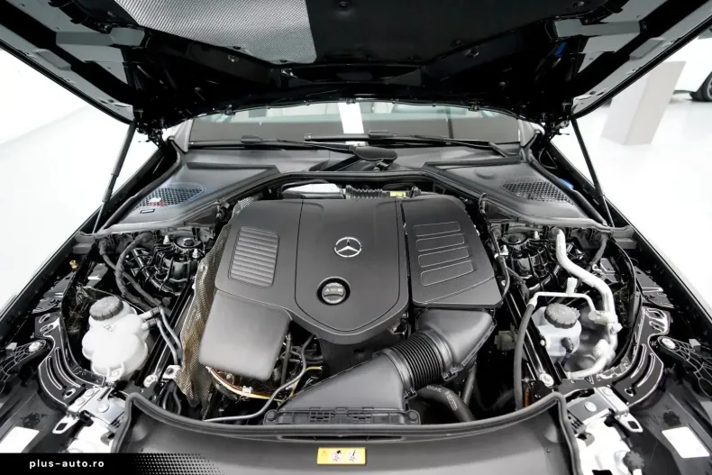 Mercedes-Benz E 200 (Clasa E) din 2024 cu 21.400 km - oferta MER197627 - foto 11