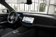 Mercedes-Benz E 200 (Clasa E) din 2025 cu 14.955 km - oferta MER197630 - foto 8