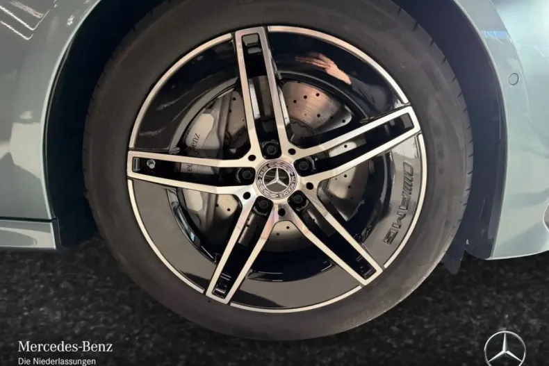 Mercedes-Benz E 200 (Clasa E) din 2025 cu 3.400 km - oferta MER197631 - foto 4