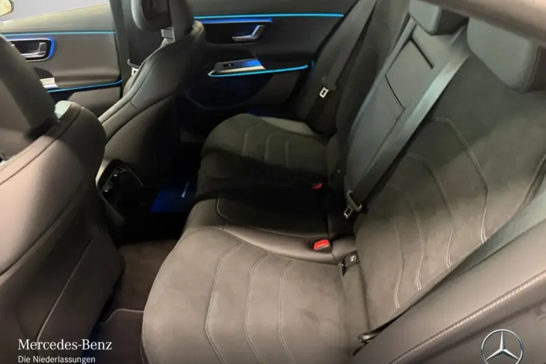 Mercedes-Benz E 200 (Clasa E) din 2025 cu 3.400 km - oferta MER197631 - foto 9