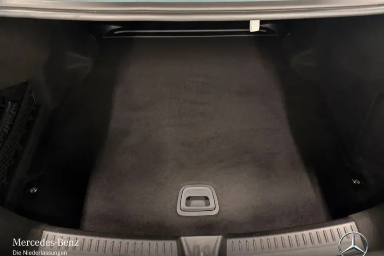 Mercedes-Benz E 200 (Clasa E) din 2025 cu 3.400 km - oferta MER197631 - foto 15