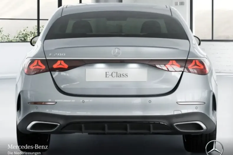 Mercedes-Benz E 200 (Clasa E) din 2025 cu 4.127 km - oferta MER197632 - foto 6