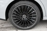 Mercedes-Benz E 300 (Clasa E) din 2025 cu 8.685 km - oferta MER197640 - foto 6