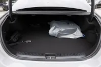 Mercedes-Benz E 300 (Clasa E) din 2025 cu 8.685 km - oferta MER197640 - foto 7