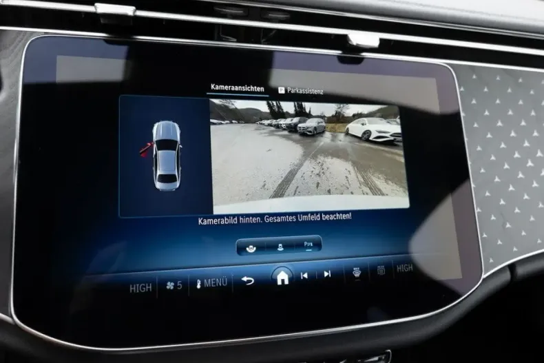 Mercedes-Benz E 300 (Clasa E) din 2025 cu 8.685 km - oferta MER197640 - foto 14