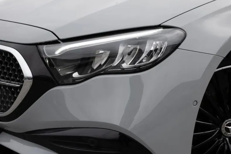 Mercedes-Benz E 300 (Clasa E) din 2025 cu 8.685 km - oferta MER197640 - foto 21