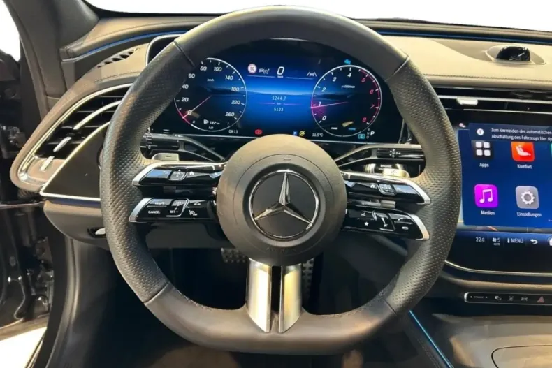 Mercedes-Benz E 200 (Clasa E) din 2025 cu 5.133 km - oferta MER197642 - foto 11