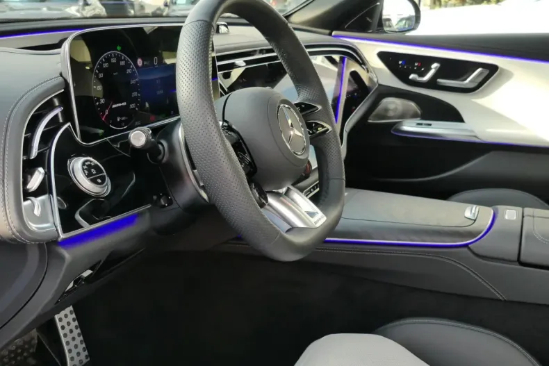 Mercedes-Benz E 53 AMG (Clasa E) din 2025 cu 10.200 km - oferta MER197643 - foto 12