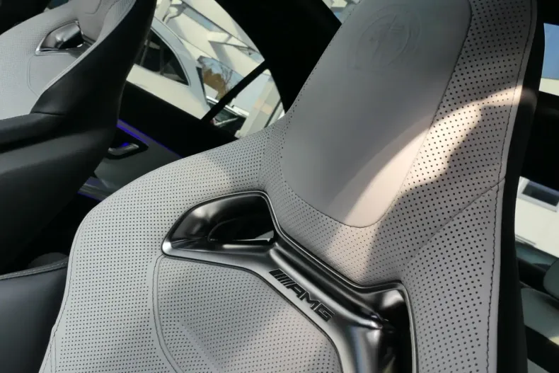 Mercedes-Benz E 53 AMG (Clasa E) din 2025 cu 10.200 km - oferta MER197643 - foto 18