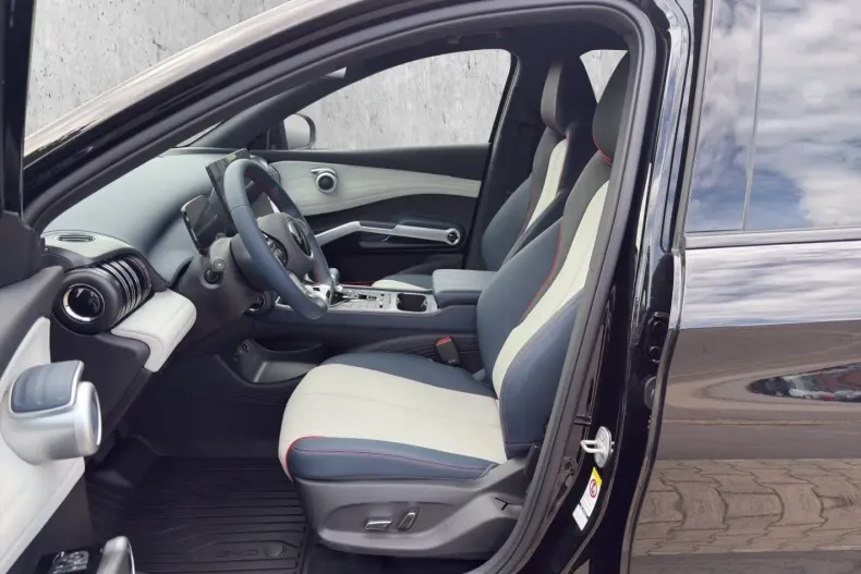 BYD ATTO 3 din 2025 cu 1.476 km - oferta BYD197646 - foto 11