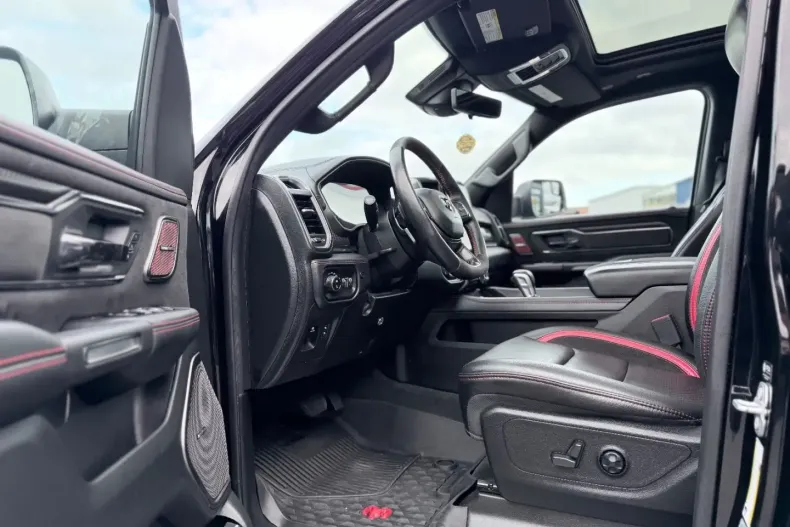 Dodge RAM din 2021 cu 14.900 km - oferta DOD197648 - foto 15