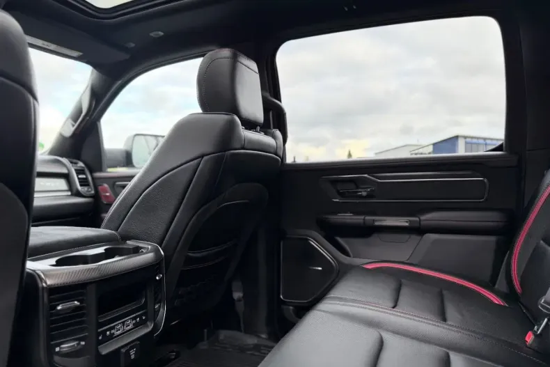 Dodge RAM din 2021 cu 14.900 km - oferta DOD197648 - foto 31