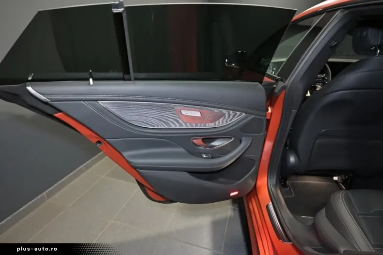 Mercedes-Benz AMG GT (Clasa GT) din 2024 cu 7.650 km - oferta MER197654 - foto 15