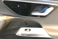 Mercedes-Benz E 220 (Clasa E) din 2025 cu 11.168 km - oferta MER197655 - foto 20