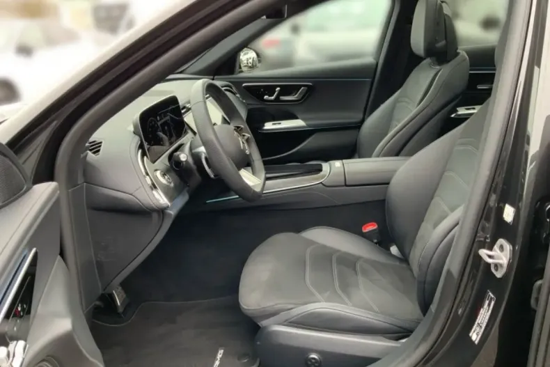 Mercedes-Benz E 220 (Clasa E) din 2025 cu 10.000 km - oferta MER197656 - foto 22