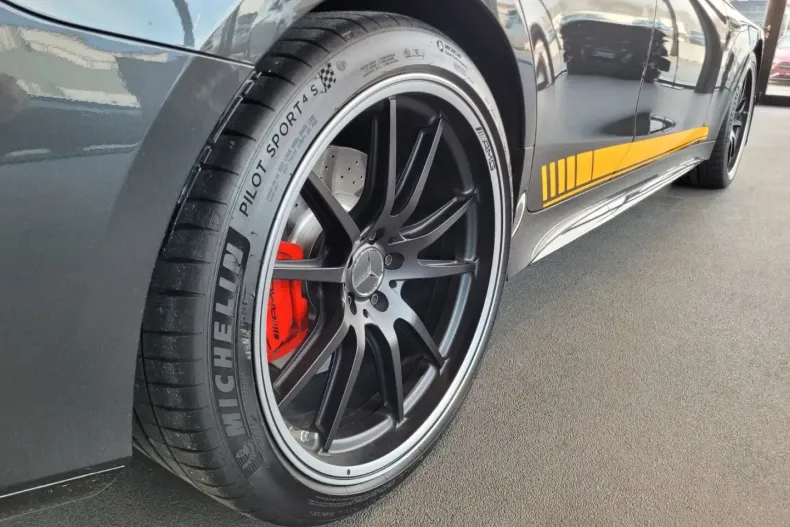 Mercedes-Benz AMG GT (Clasa GT) din 2025 cu 10.000 km - oferta MER197657 - foto 4