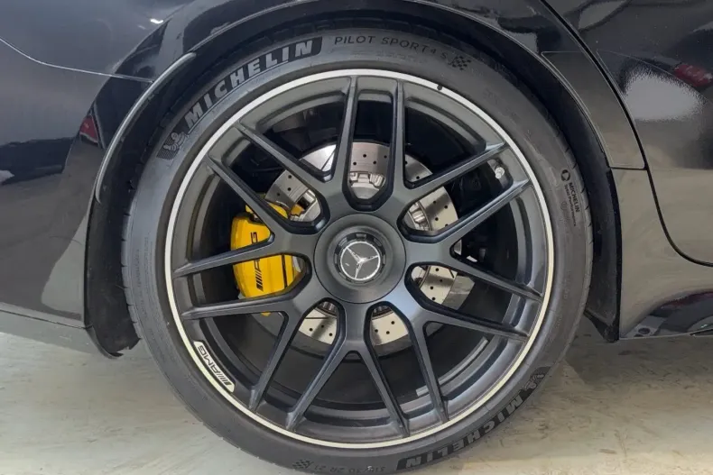 Mercedes-Benz AMG GT (Clasa GT) din 2024 cu 15.000 km - oferta MER197658 - foto 6