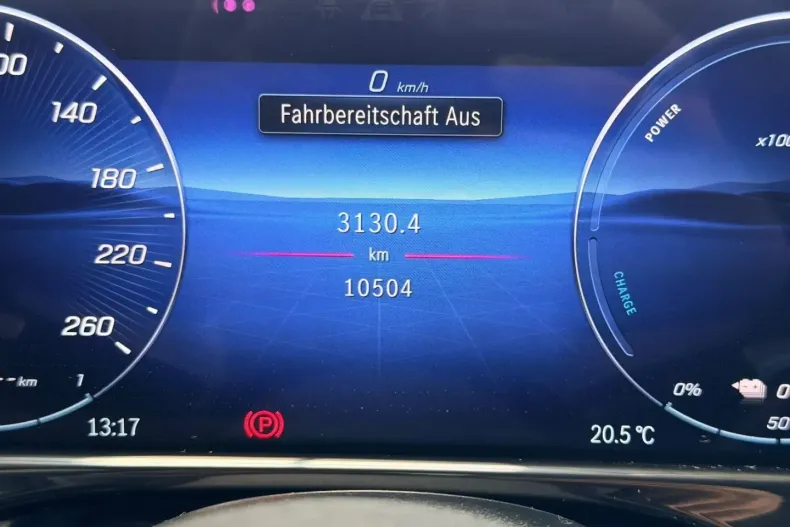 Mercedes-Benz E 300 (Clasa E) din 2025 cu 10.600 km - oferta MER197661 - foto 7