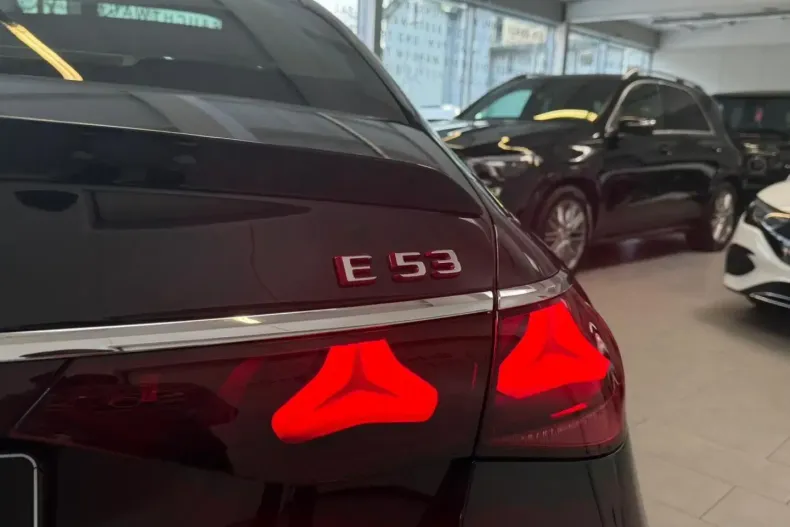Mercedes-Benz E 53 AMG (Clasa E) din 2025 cu 18.491 km - oferta MER197662 - foto 10