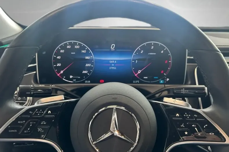 Mercedes-Benz E 450 (Clasa E) din 2025 cu 27.945 km - oferta MER197676 - foto 19