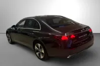 Mercedes-Benz E 300 (Clasa E) din 2025 cu 3.900 km - oferta MER197679 - foto 5