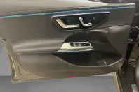 Mercedes-Benz E 300 (Clasa E) din 2025 cu 3.900 km - oferta MER197679 - foto 13