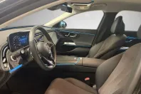 Mercedes-Benz E 300 (Clasa E) din 2025 cu 3.900 km - oferta MER197679 - foto 15