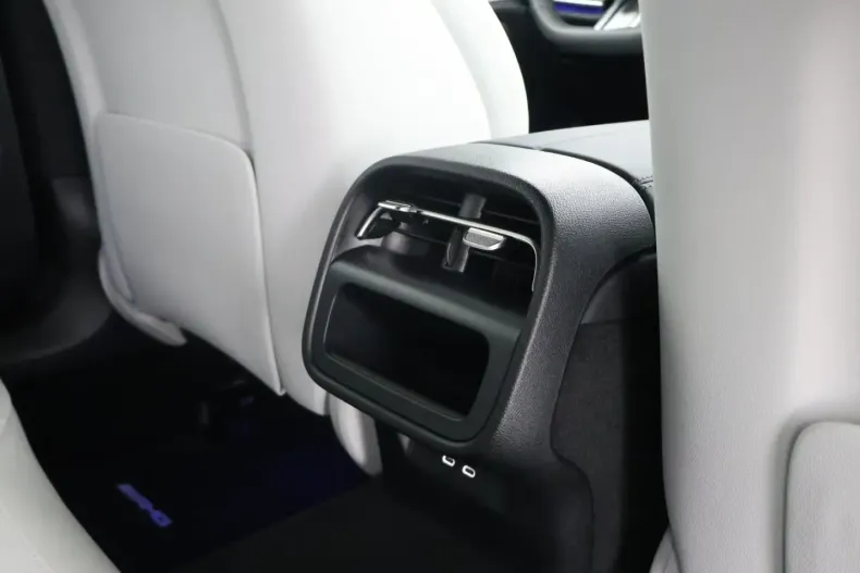 Mercedes-Benz E 220 (Clasa E) din 2025 cu 11.254 km - oferta MER197680 - foto 20