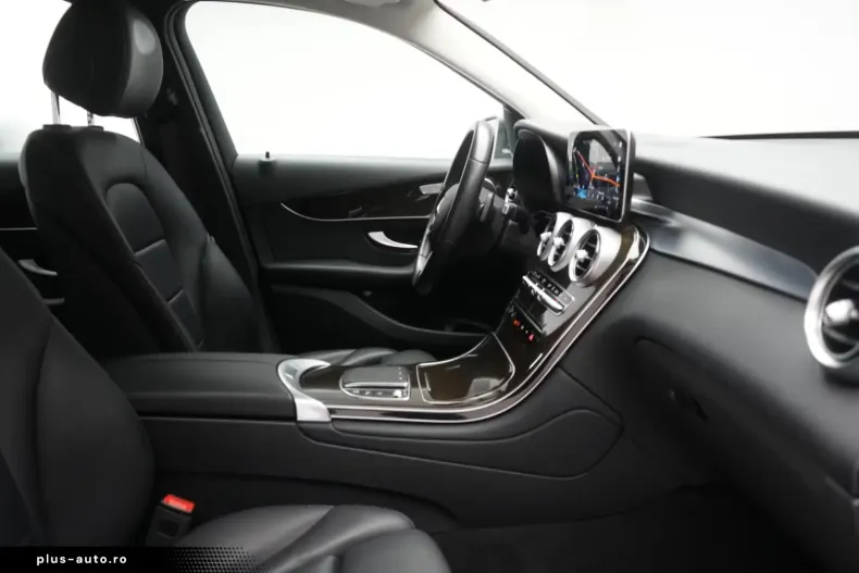 Mercedes-Benz GLC 300 (Clasa GLC) din 2022 cu 90.000 km - oferta MER197681 - foto 11