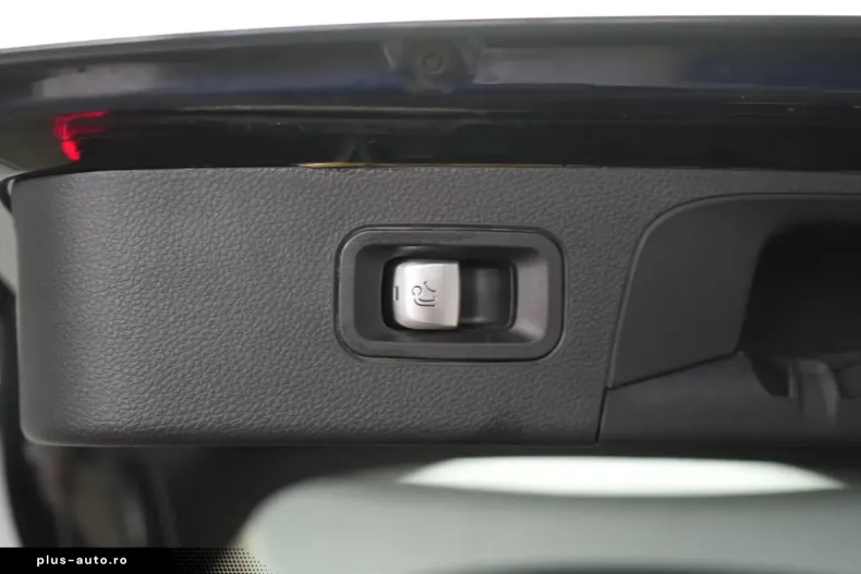 Mercedes-Benz GLC 300 (Clasa GLC) din 2022 cu 90.000 km - oferta MER197681 - foto 30