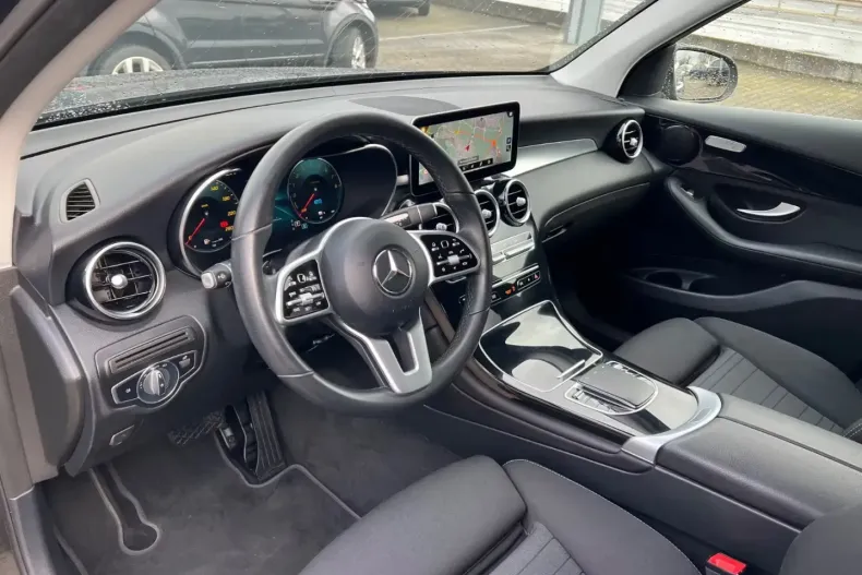 Mercedes-Benz GLC 300 (Clasa GLC) din 2022 cu 79.800 km - oferta MER197686 - foto 10