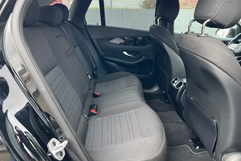 Mercedes-Benz GLC 300 (Clasa GLC) din 2022 cu 79.800 km - oferta MER197686 - foto 14