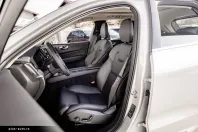 Volvo XC60 din 2022 cu 92.150 km - oferta VOL197691 - foto 13