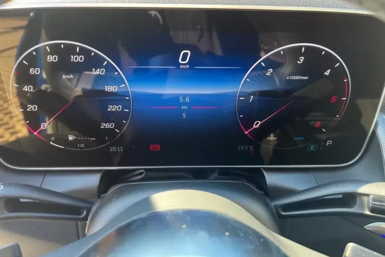 Mercedes-Benz GLC 220 (Clasa GLC) din 2025 cu 10.000 km - oferta MER197696 - foto 13