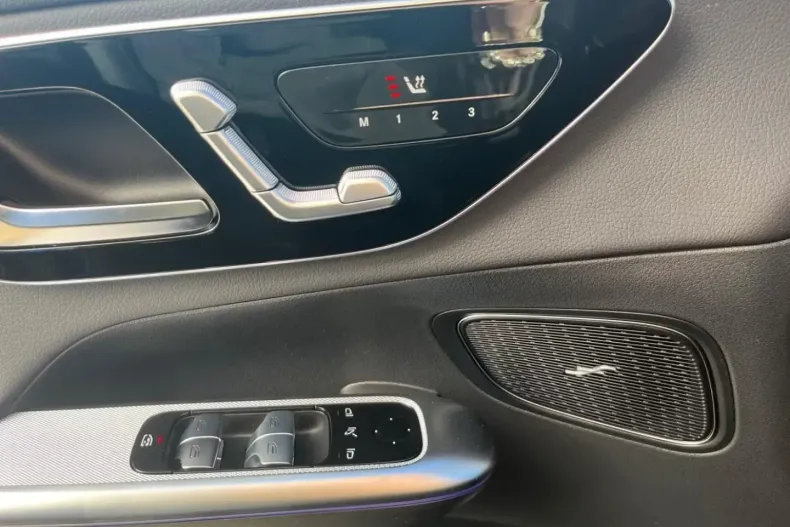 Mercedes-Benz GLC 220 (Clasa GLC) din 2025 cu 10.000 km - oferta MER197696 - foto 19