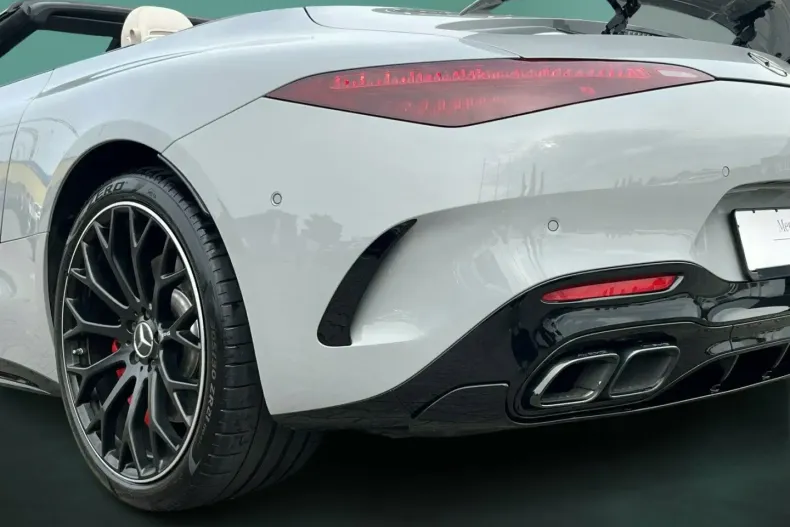 Mercedes-Benz SL 55 AMG (Clasa SL) din 2024 cu 16.089 km - oferta MER197700 - foto 17