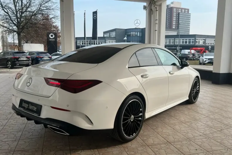 Mercedes-Benz CLA 200 (Clasa CLA) din 2025 cu 16.802 km - oferta MER197705 - foto 8
