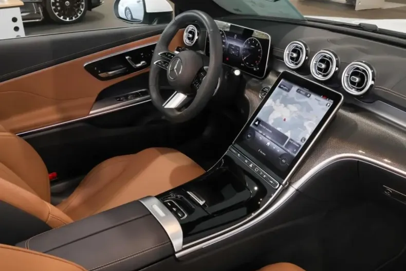 Mercedes-Benz CLE 200 (Clasa CLE) din 2024 cu 12.433 km - oferta MER197711 - foto 4