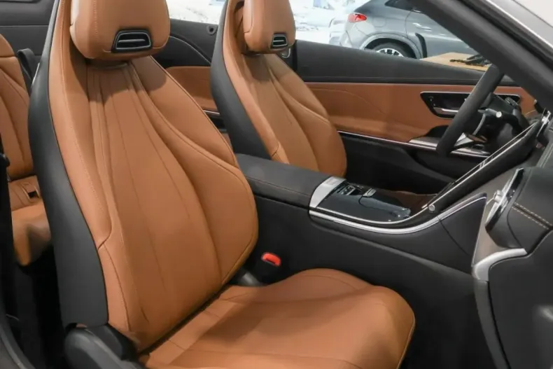 Mercedes-Benz CLE 200 (Clasa CLE) din 2024 cu 12.433 km - oferta MER197711 - foto 5