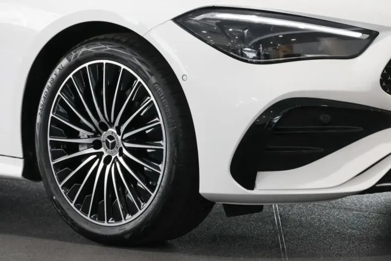 Mercedes-Benz CLE 200 (Clasa CLE) din 2024 cu 12.433 km - oferta MER197711 - foto 6